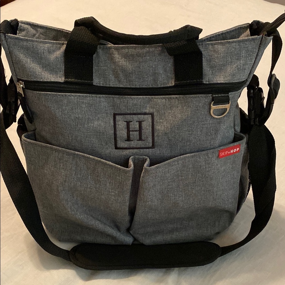 Skip Hop Gray Messenger Bag or Duo Signature Diaper Bag